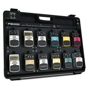 ESTUCHE BEHRINGER PARA 12 PEDALES  PB1000