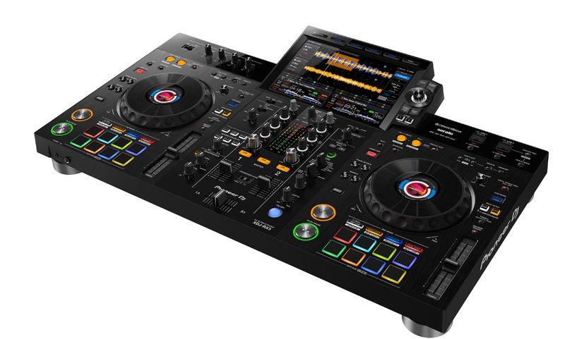 CONTROLADOR-DE-DJ-PERFORMANCES-2-CANALES-COLOR-NEGRO-XDJ-RX3